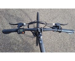 Gravel E-Bikes TOTEM Mod. "HEMNER" nur 18 Kg leicht, schwarz matt RH45,7cm