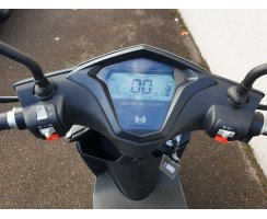 45 Km/h Elektroroller Futura Mod. FALCON Schwarz/Anthrazit "DOUBLE" 20Ah