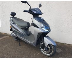 45 Km/h Elektroroller Futura Mod. FALCON Schwarz/Anthrazit "DOUBLE" 20Ah